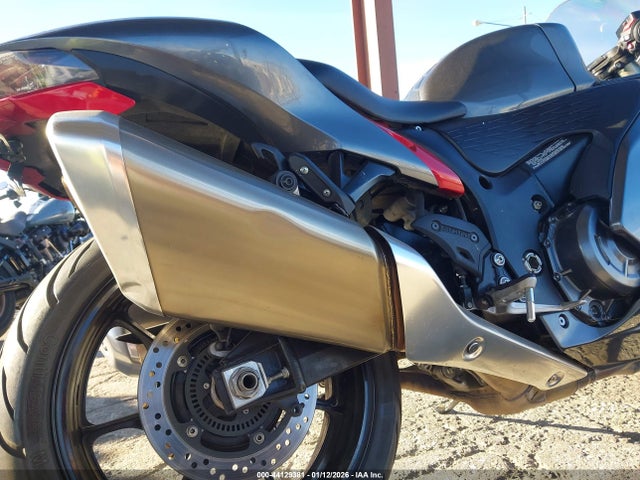 Suzuki GSX1300 RR 2024 JS1EJ11D4R7100093 Image 17