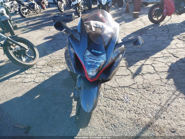 Suzuki GSX1300 RR 2024 JS1EJ11D4R7100093 Image 5