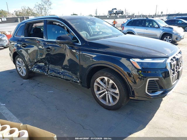 2025 AUDI Q7 WA1ACBF77SD004743 Photo 0