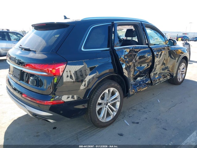 2025 AUDI Q7 WA1ACBF77SD004743 Photo 3
