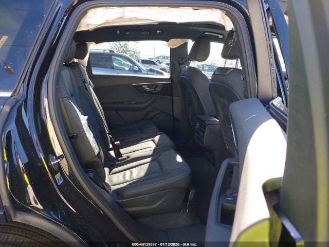 2025 AUDI Q7 WA1ACBF77SD004743 Photo 7