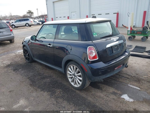 2013 MINI HARDTOP WMWSU3C54DT680279 Photo 2