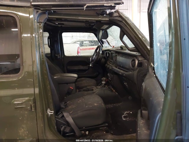 1C4HJXDM6MW759874 Jeep Wrangler Unlimited Sport S 4x4