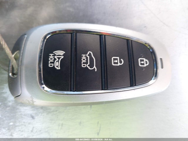 KM8J74A63MU017167 Hyundai Nexo Blue