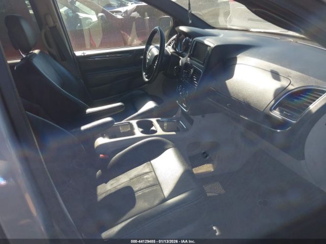 2019 DODGE GRAND CARAVAN 2C4RDGCG0KR753565 Photo 4