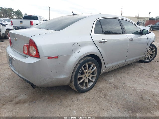 2010 CHEVROLET MALIBU 1G1ZE5E71AF137967 Photo 3
