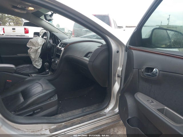 2010 CHEVROLET MALIBU 1G1ZE5E71AF137967 Photo 4