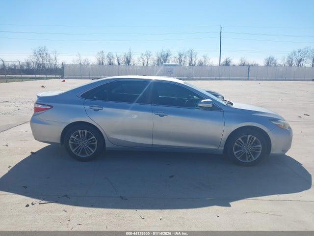 4T1BF1FK1GU182926 Toyota CAMRY SE