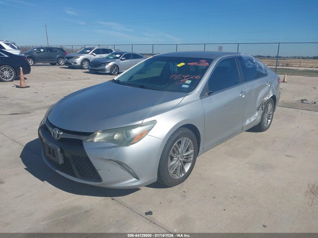 4T1BF1FK1GU182926 Toyota CAMRY SE