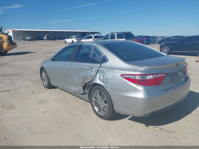 4T1BF1FK1GU182926 Toyota CAMRY SE