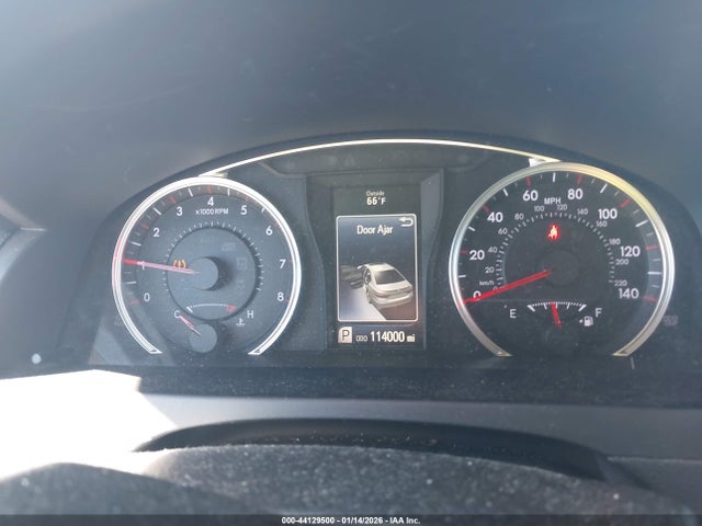 4T1BF1FK1GU182926 Toyota CAMRY SE