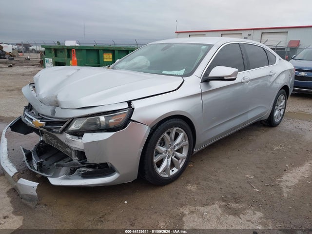 Chevrolet IMPALA 1LT 2017 2G1105S38H9100284 Image 2