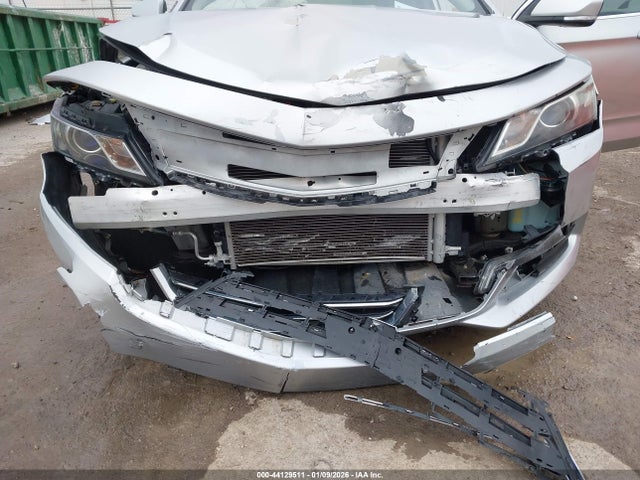 Продаж на аукціоні авто 2017 Chevrolet Impala 1lt, vin: 2G1105S38H9100284, номер лоту: 44129511