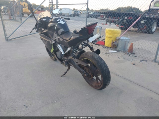 2022 Cf Moto 300ss მანქანა იყიდება აუქციონზე, vin: LCEPDPL39N6000505, აუქციონის ნომერი: 44129520