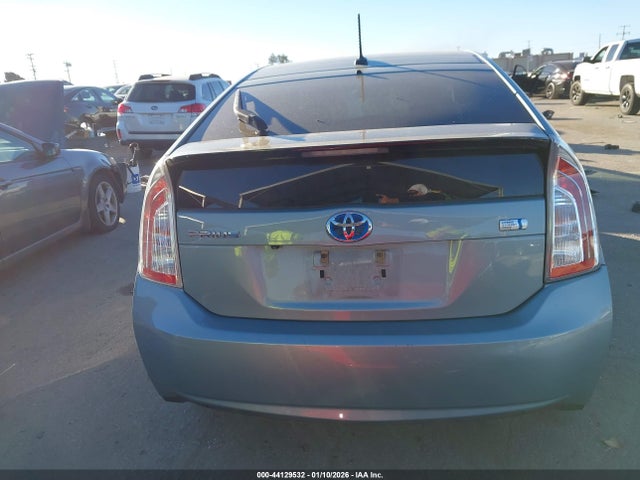JTDKN3DU0E1809542 Toyota Prius Four