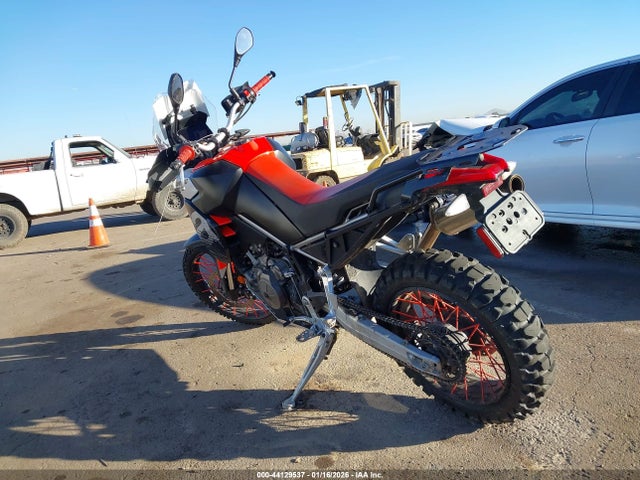 2022 APRILIA TUAREG ZD4XBUA09NS000500 Photo 2