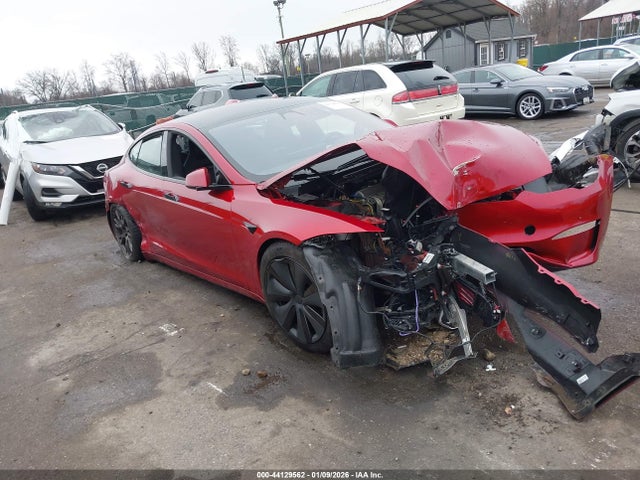 2025 TESLA MODEL S 5YJSA1E69SF547975