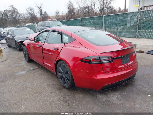 2025 TESLA MODEL S 5YJSA1E69SF547975 Photo 2
