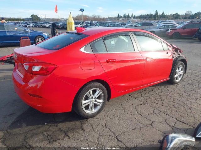 1G1BE5SMXH7230311 Chevrolet Cruze Lt Auto