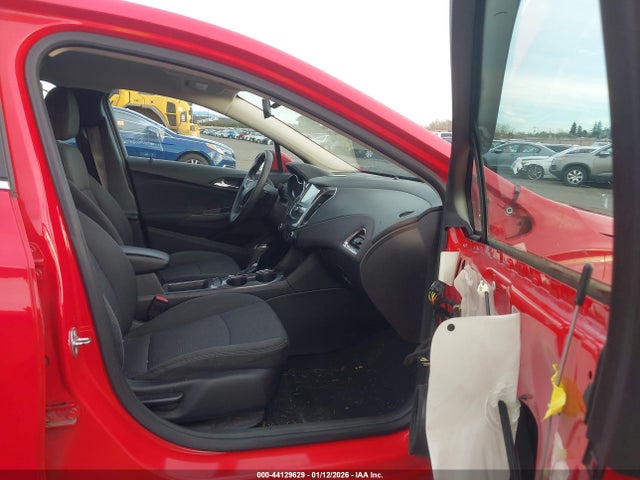 1G1BE5SMXH7230311 Chevrolet Cruze Lt Auto