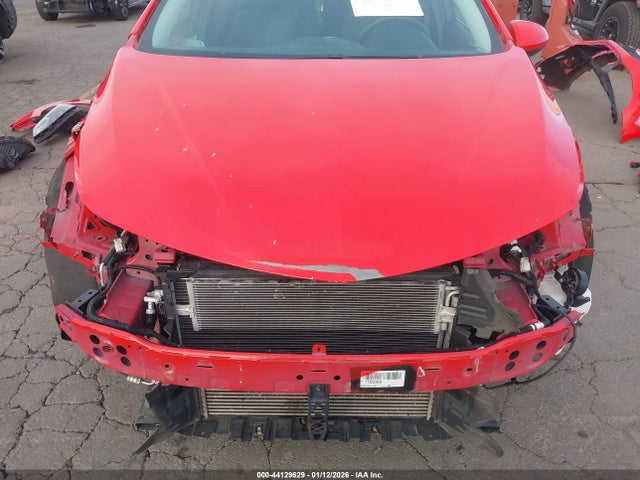 1G1BE5SMXH7230311 Chevrolet Cruze Lt Auto