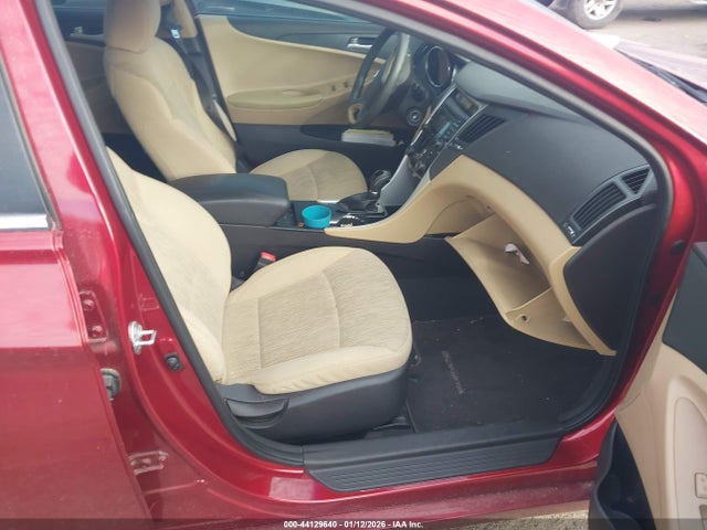 Продажа на аукционе авто 2013 Hyundai Sonata Gls, vin: 5NPEB4AC7DH611877, номер лота: 44129640