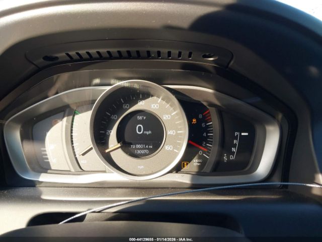 2015 VOLVO XC60 YV440MDJ7F2681487 Photo 6