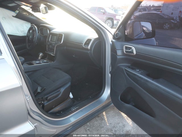Продаж на аукціоні авто 2016 Jeep Grand Cherokee Laredo, vin: 1C4RJFAG8GC343635, номер лоту: 44129660