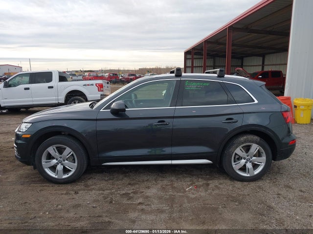 WA1ANAFY6K2114238 Audi Q5 45 Premium