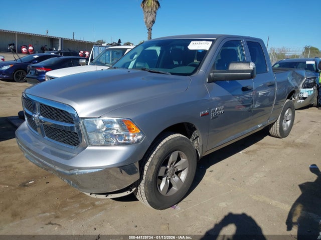 1C6RR6FT5KS698587 RAM 1500 Classic Tradesman 4x2 6&#039;4 Box