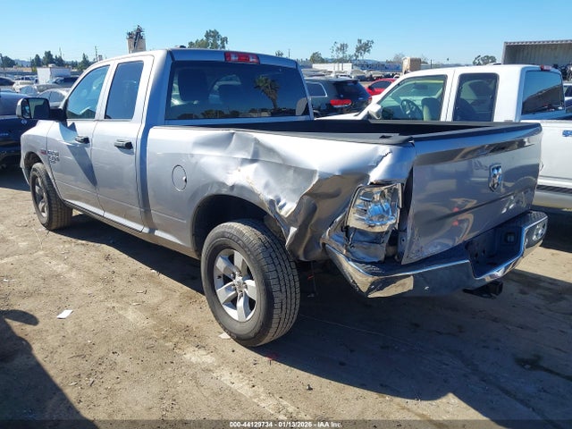 1C6RR6FT5KS698587 RAM 1500 Classic Tradesman 4x2 6&#039;4 Box