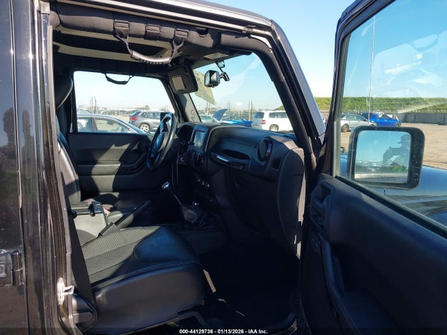 1C4BJWEG5GL206955 Jeep Wrangler Unlimited Backcountry