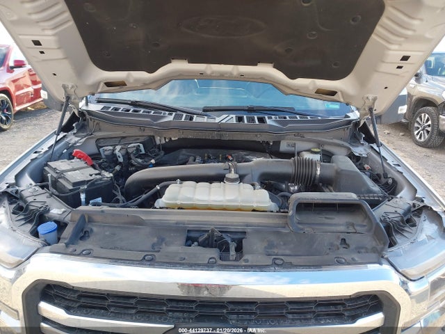 1FTFW5L80RKE79612 Ford F-150 Lariat