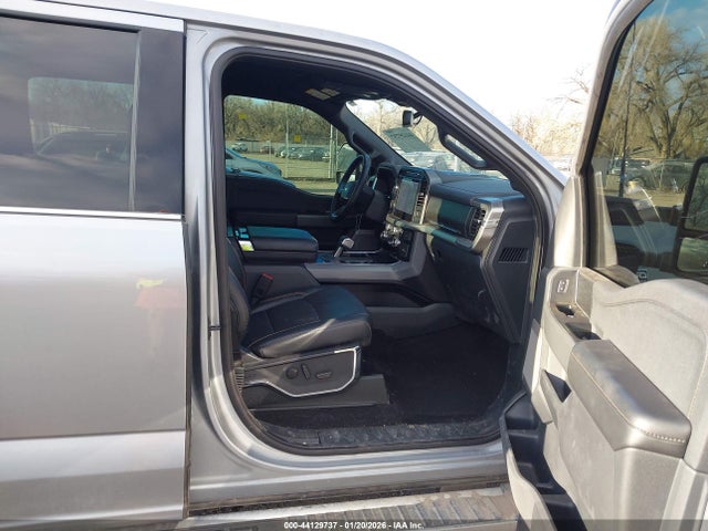 1FTFW5L80RKE79612 Ford F-150 Lariat