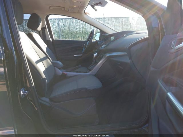 2016 FORD ESCAPE 1FMCU9G96GUC63196 Photo 4