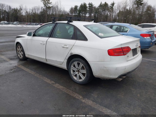 2010 AUDI A4 WAUBFAFL6AN033374 Photo 2