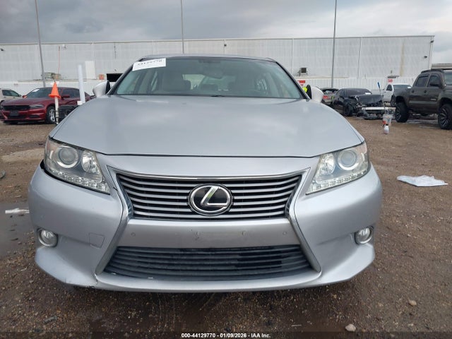 Продажа на аукционе авто 2013 Lexus Es 350, vin: JTHBK1GG4D2082707, номер лота: 44129770