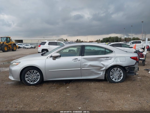 Продажа на аукционе авто 2013 Lexus Es 350, vin: JTHBK1GG4D2082707, номер лота: 44129770