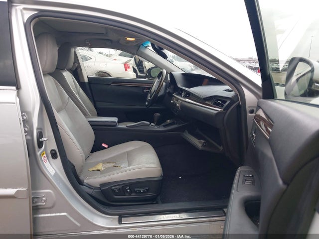 Продажа на аукционе авто 2013 Lexus Es 350, vin: JTHBK1GG4D2082707, номер лота: 44129770