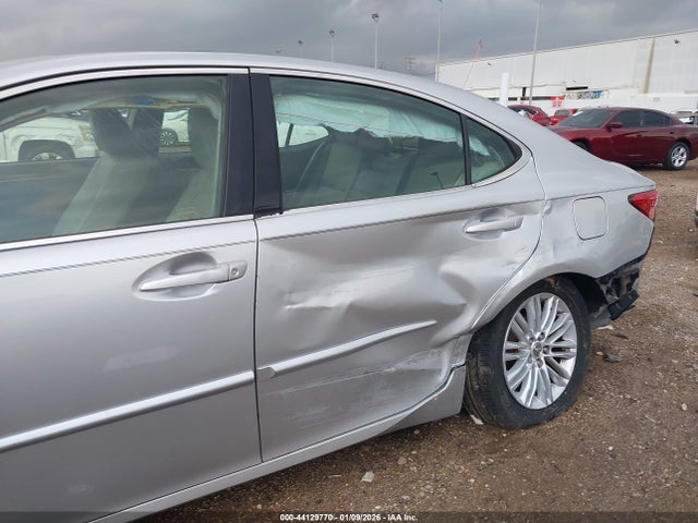 Продажа на аукционе авто 2013 Lexus Es 350, vin: JTHBK1GG4D2082707, номер лота: 44129770