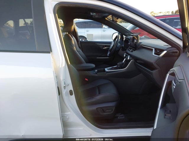 Toyota Rav4 Prime Xse 2024 JTMFB3FV2RD208590 Image 5
