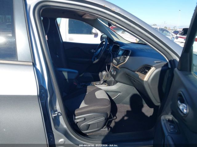 2016 JEEP CHEROKEE 1C4PJLAB2GW184488 Photo 4