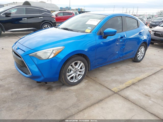 3MYDLBYV8JY320387 Toyota YARIS IA