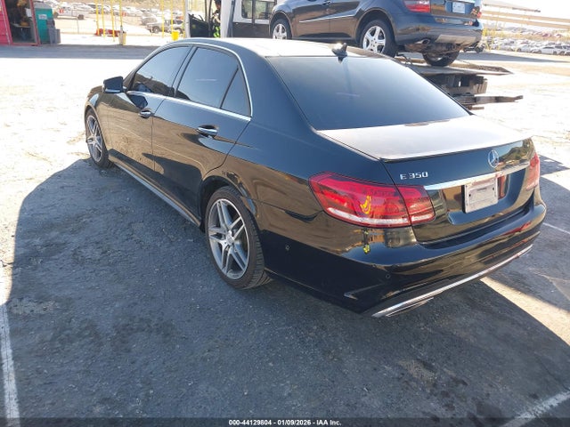 2016 MERCEDES-BENZ E 350 WDDHF5KB0GB172367 Photo 2