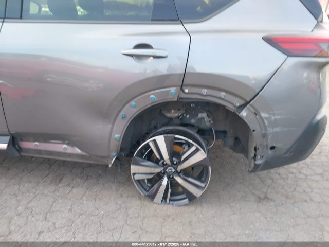 JN8BT3CBXPW469753 Nissan Rogue Sl Intelligent Awd