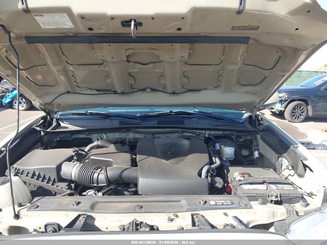 Toyota Tacoma Sr5 V6 2019 3TMAZ5CN5KM093399 Image 10