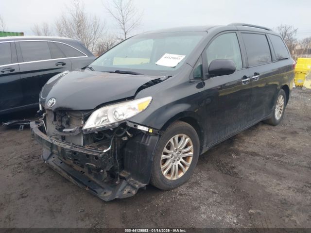 2016 TOYOTA SIENNA 5TDYK3DC7GS738758 Photo 1