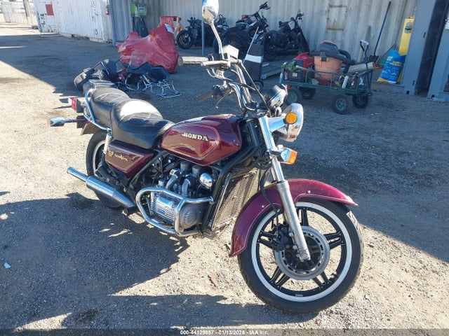 1982 HONDA GL1100 1HFSC0200CA217565