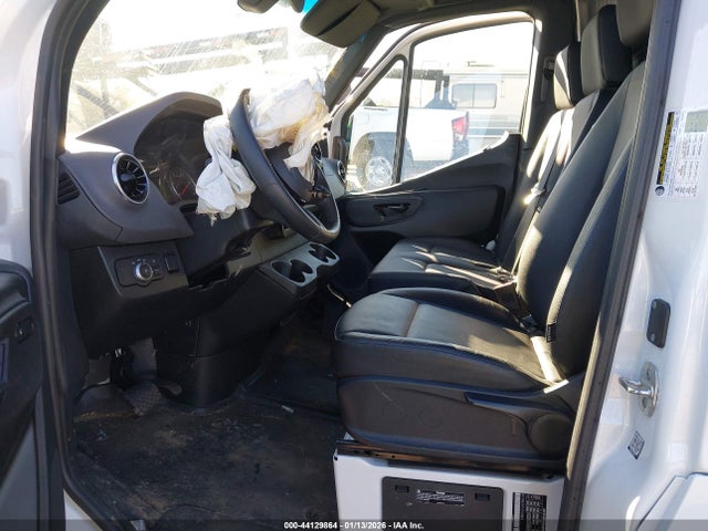Продажа на аукционе авто 2025 Mercedes-benz Sprinter 2500 High Roof 4-cyl Diesel Ho, vin: W1Y4NCHY1ST196865, номер лота: 44129864
