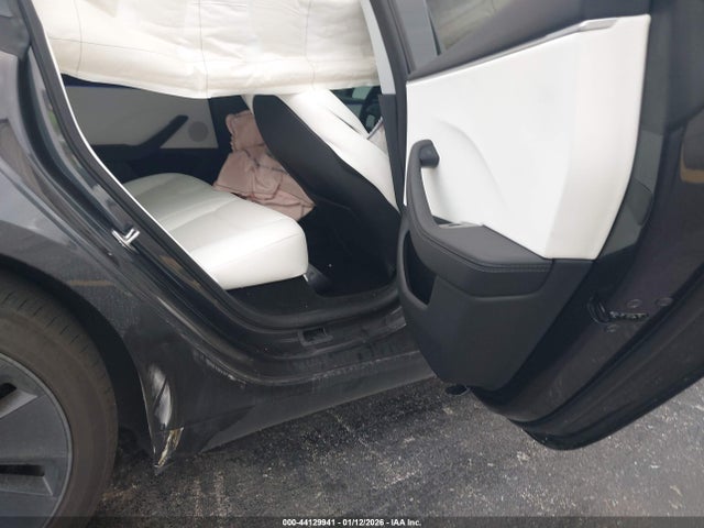5YJ3E1EA1SF059567 Tesla Model 3 Long Range Rear-wheel Drive/standard Rear-wheel Drive